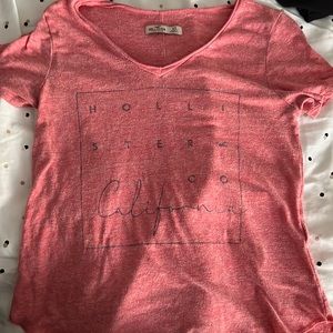 hollister flowy t shirt